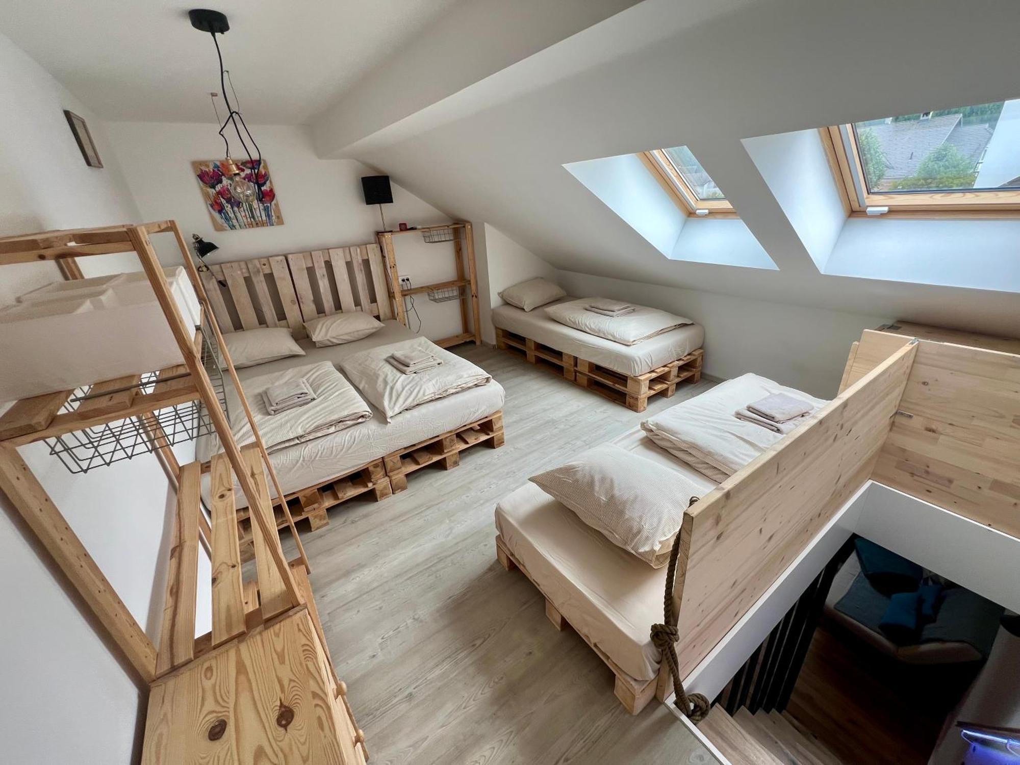 Sport & Sunny Cosy Alpine Retreat Apartment Kranjska Gora Ngoại thất bức ảnh